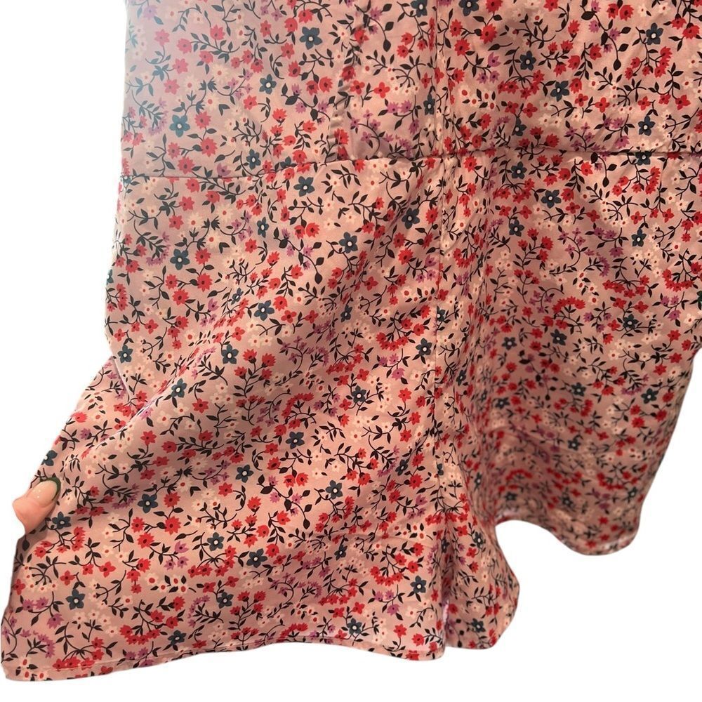 Lulus Pink Floral V-Neck Romper Back Tie Short Sleeve Size Medium - Picture 5 of 7